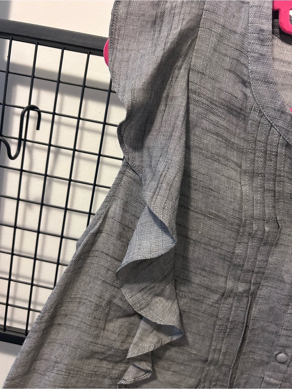 Doe & Rae Gray Ruffle Sleeve Pintuck Blouse - Picture 4 of 5
